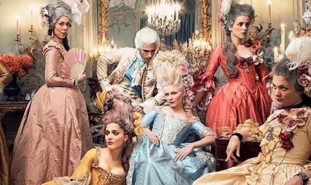 Circoli esclusivi, maggiordomi e balli di corte: la nobilt in Italia  viva e vegeta